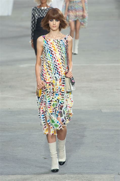 chanel spring 2014 makeup|Chanel spring dresses 2014.